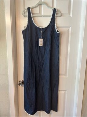 LA Relaxed Indigo Denim & Lace Dress